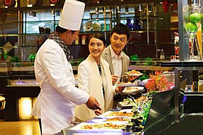 在广州开一家餐饮店的实用指南