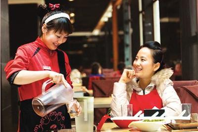 体验经济下的餐饮业变革 汽车与餐饮巨头的跨界合作探索